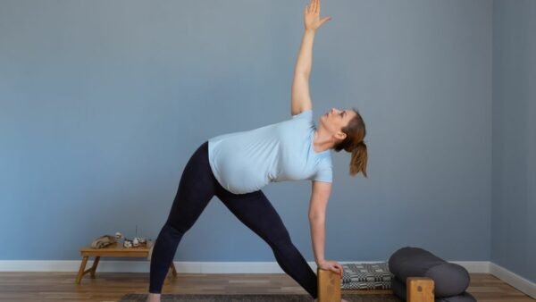 Top 5 Yoga Poses for Back Pain in Pregnancy - Matritva.Care