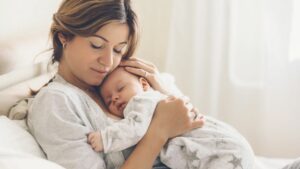 Postpartum Radiance: Embracing Your New Glow - matritva care
