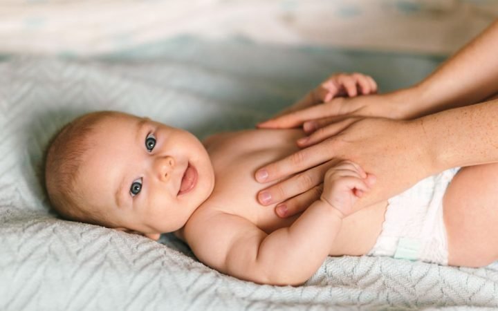 Baby massage - matritva care