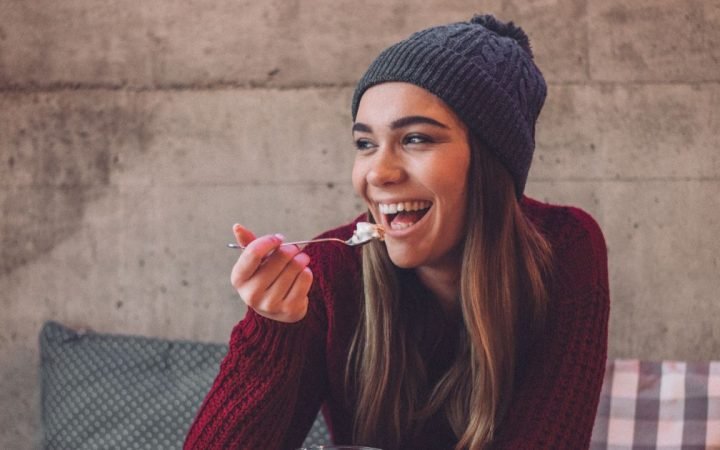 snacking ideas for women on the go - matritva care